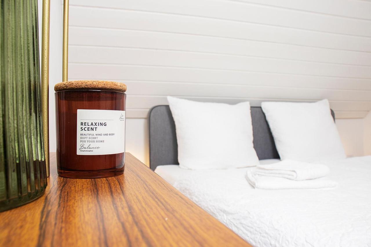 Blackncozy - Grosszuegiges Designappartement Mit Boxspringbetten Und Heimkino Feldberg  Eksteriør billede
